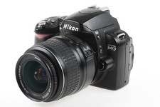 Nikon D40 con AF-S DX 18-55mm