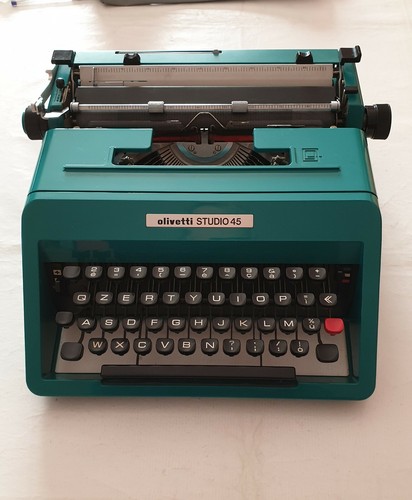Macchina scrivere olivetti - da,