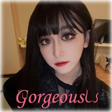 Maschera facciale realistica