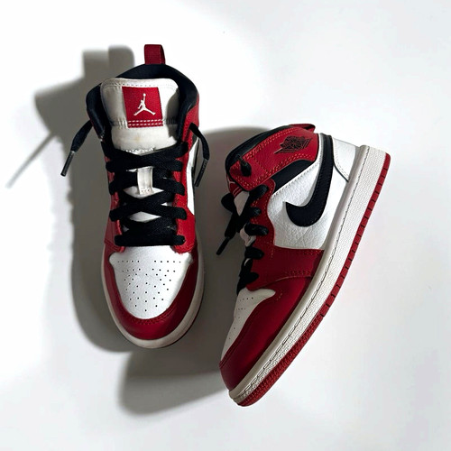 Air jordan mid chicago 2020 - 1,