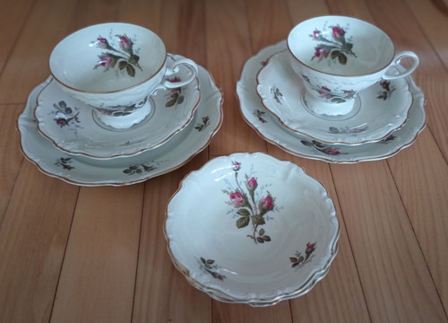 Rosenthal pompadour moss - rosenthal, rose