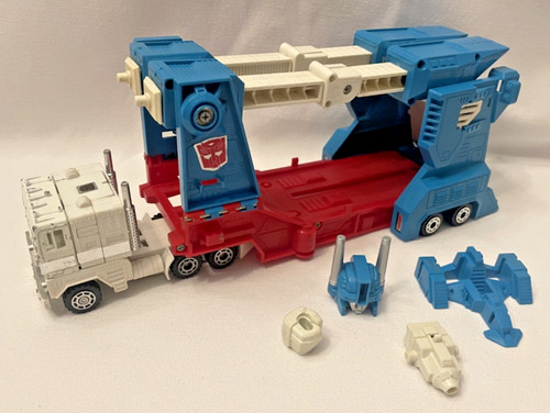 Autobot ultra magnus - autobot,