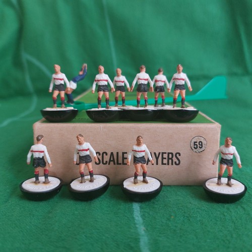 Mint subbuteo team river - mint,