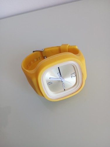 Orologio polso al quarzo - ,