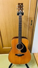Yamaha FG-180 Red Label 1972