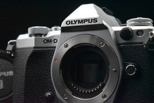 [US Duty Paid] Olympus OM-D E-M5 Mark II 16,1 megapixel fotocamera reflex dig...