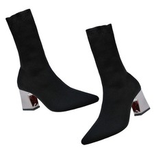  1 paio di stivali a calzino