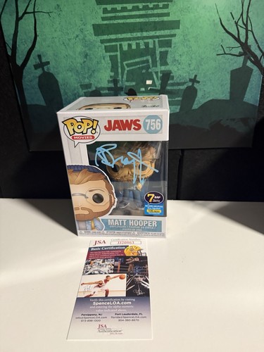 Funko pop autographed - pop,