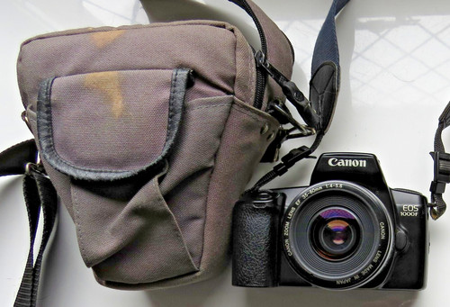 Fotocamera canon eos - 1000f, con