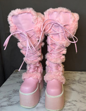 Stivali stringati con plateau