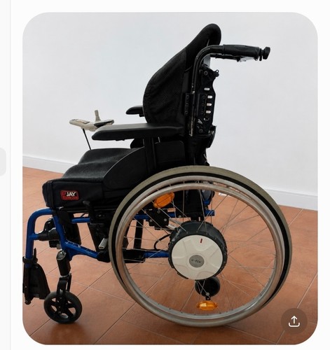 Carrozzina elettrica invacare