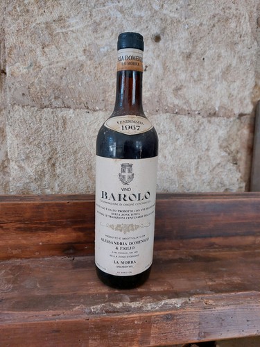 Vino barolo del 1967 - vino,