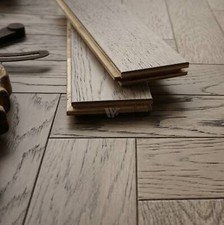 Parquet a spina di pesce 1 piede grigio chiaro macchia / lago opaco / pavimento in legno spazzolato ECGG