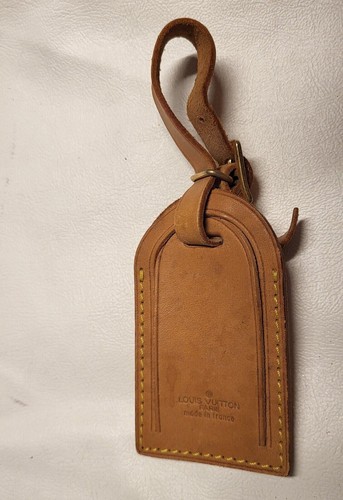 Targa nome louis - nome, vuitton