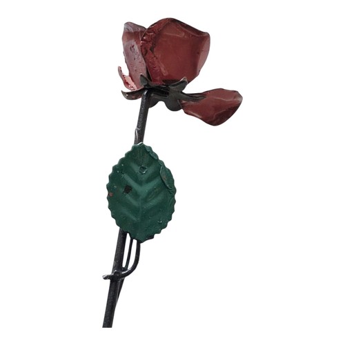 Rosa ferro dipinto oggetto - ferro,