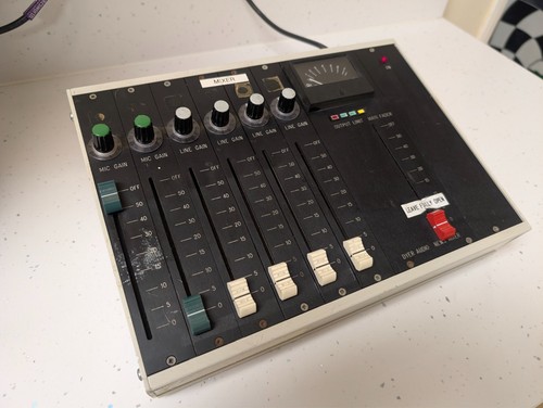 Mixer analogico dyer - dyer, audio