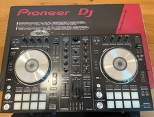 Pioneer DJ DDJ-SR Controller