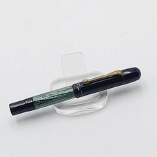 Antica penna stilografica a