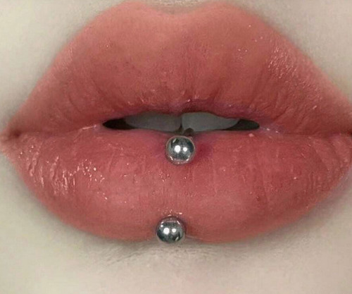 Piercing anello labbra - piercing,
