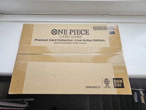 One piece premium card - one,