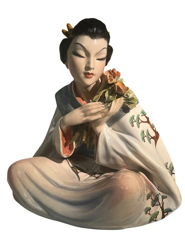 Scultura ceramica donna