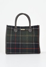 BARBOUR Borse Donna Nero Borsa media Borsa a mano Barrhill Autunno inverno 2025/