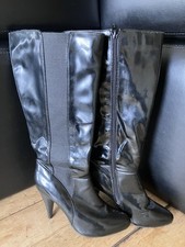 Stivali stile vernice neri al