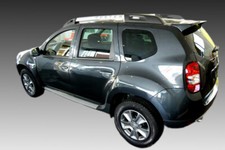 SPOILER TETTO POSTERIORE PER DACIA / RENAULT DUSTER MK1 (2010-2017) PU NON INNESCATO