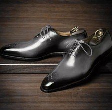 Scarpa fatta a mano in pelle