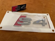Audi S4 n.2 badge anteriore e