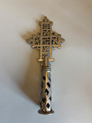 Croce processionale cristiana