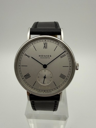 Nomos glashütte orologio - nomos,