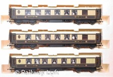 "The Golden Arrow" Train Pack