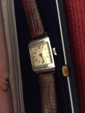 Orologio marca IRIS meccanico da donna vintage Swiss Made con astuccio custodia