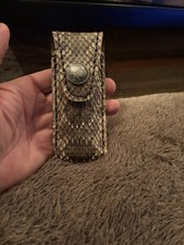 Fodero per coltello in pelle