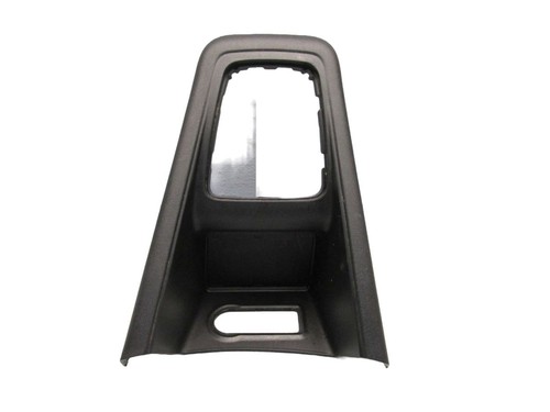Front center console - front,