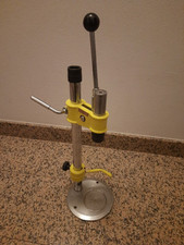 tappatrice a leva bottiglie vino tappi corona