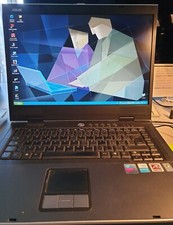 BELLA BORSA NERA + ASUS CENTRINO PORTATILE IN OMAGGIO