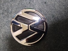 Volkswagen emblem diameter