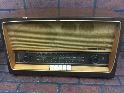 Vintage grundig radio model - vintage,