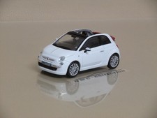 FiAT 500C CABRiO 2009 BiANCO WHiTE MOTORAMA CARARAMA HONGWELL 1/43