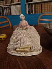  Luigi Fabris raffigurante  dama settecentesca-porcellana-cm 15- 1930ca