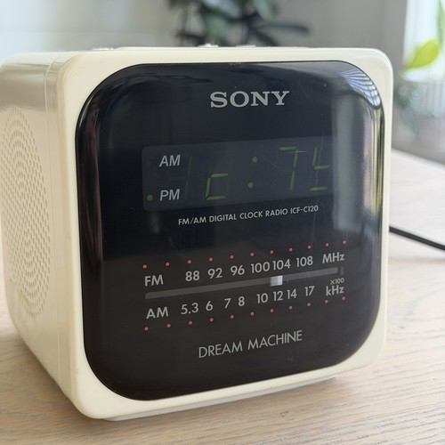 Sony dream machine icf - sony, icf-c120