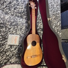 Vintage Venezuela Cuatro