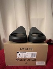 Adidas Yeezy Slide Onyx taglia