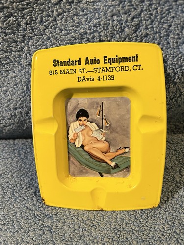 Vintage tin ashtray nude woman - tin,