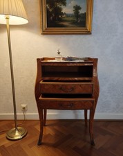 Elegante comodino/mobiletto