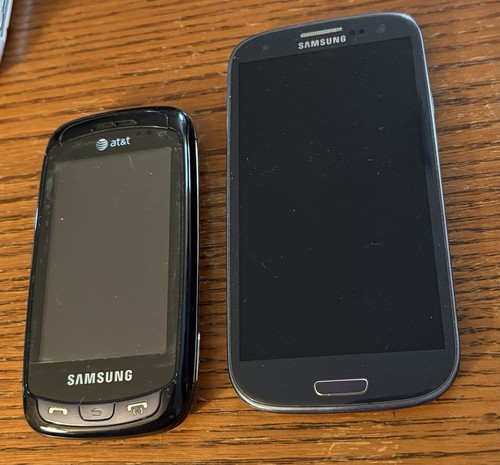 Lotto due cellulari - due, samsung