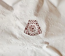 Lenzuolo ricamo chiacchierino