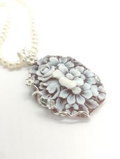 Pendente In Cammeo Con Collana